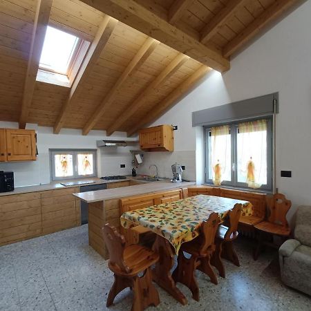 Appartement Casa Le Fornaci à Ispra Extérieur photo