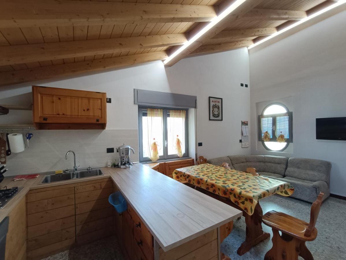 Appartement Casa Le Fornaci à Ispra Extérieur photo